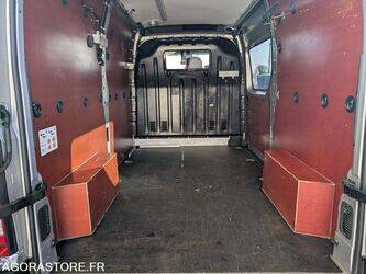 2017-renault-master-1462129-47778558