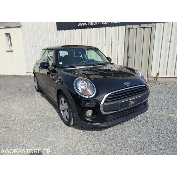 2018 Mini-47778590