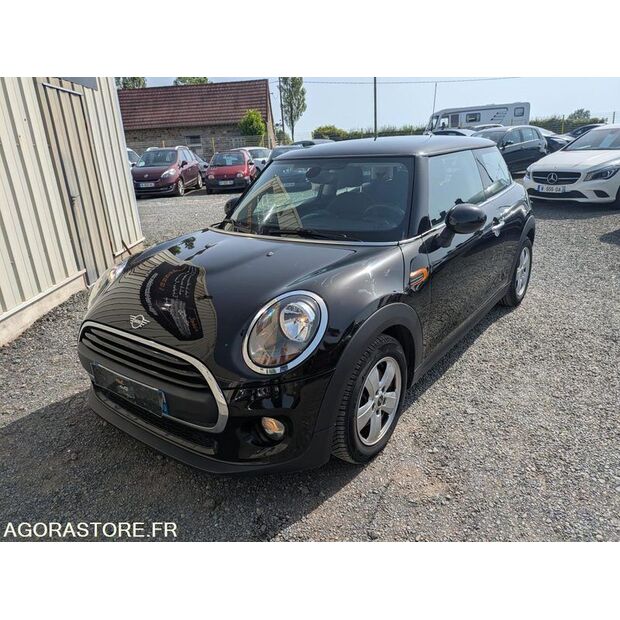 2018 Mini-47778600