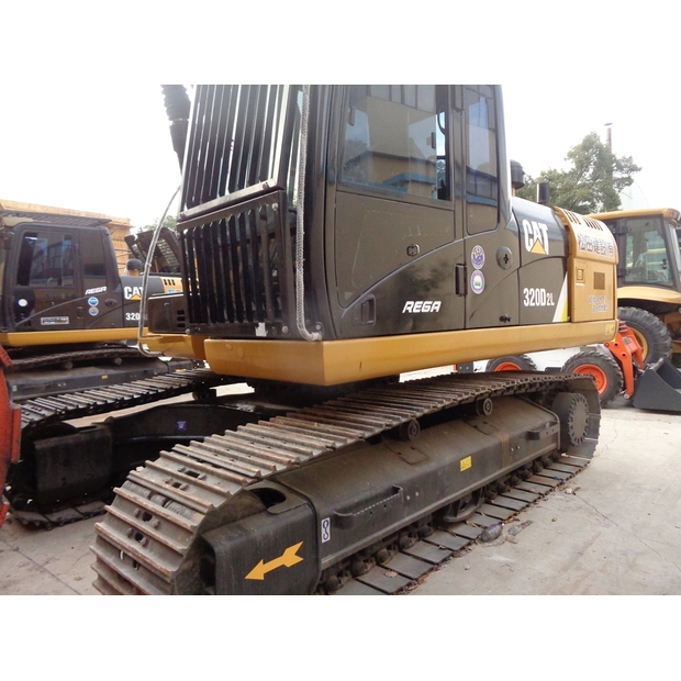 2025 Caterpillar 320D-47778883