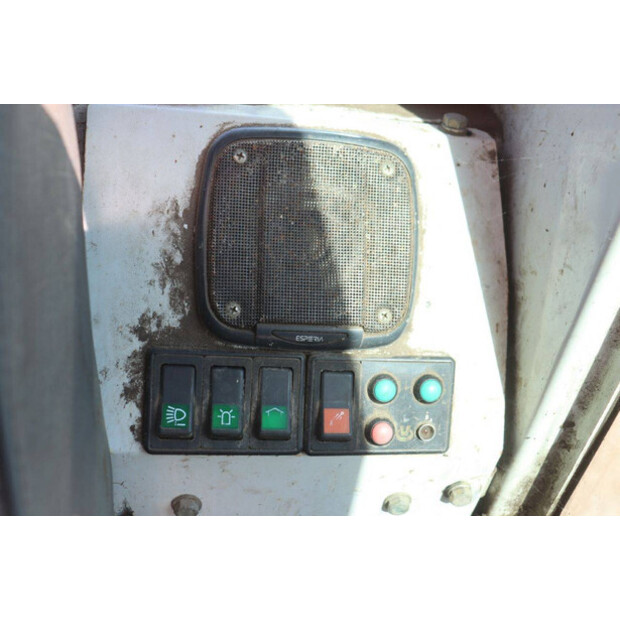 2003 تاكوتشي TB175-47781880