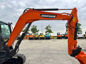 2019-doosan-dx55-9cn-1462159-47782195