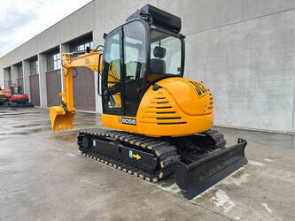 2009-jcb-8056-1462166-47782484