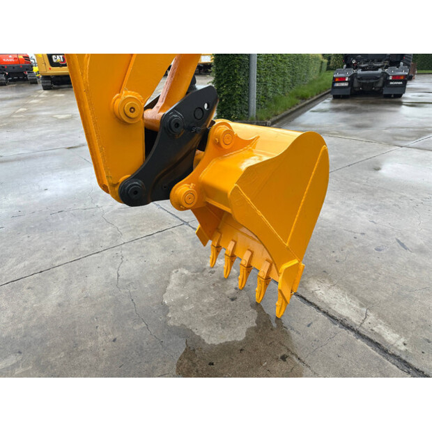 2009 JCB 8056-47782488