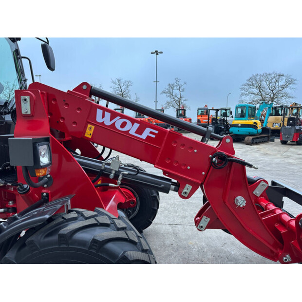 2025 Wolf WL816T-47782838