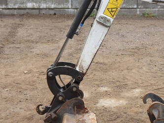 2022-bobcat-e10z-1462203-47783704