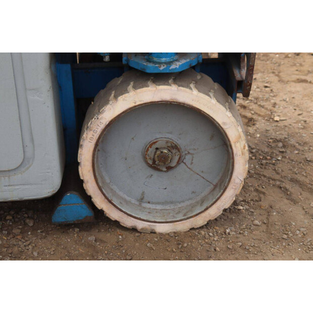 1998 Genie Z-20/8 N-47783758