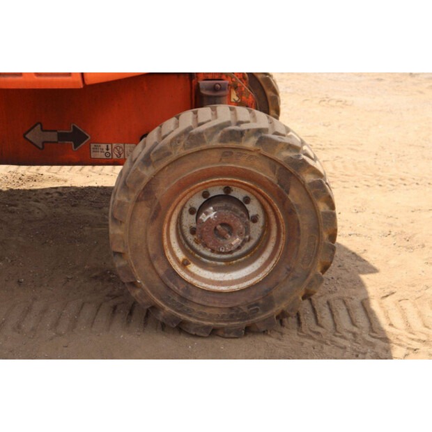2019 جيه ال جي 520AJ-47783792