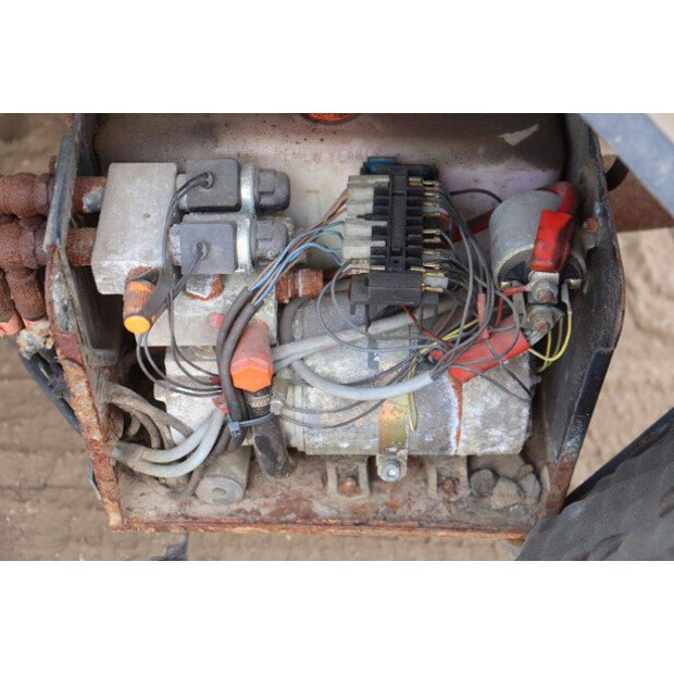 Iveco ML90E18-47783931