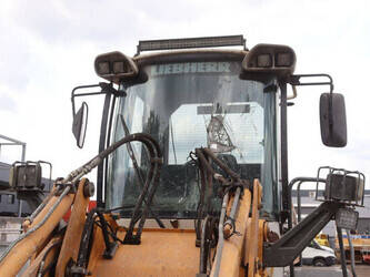 liebherr-l524-1462212-47783989