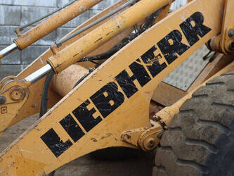 liebherr-l524-1462212-47783990