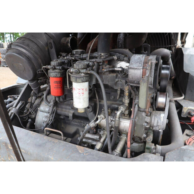 Liebherr L524-47784000