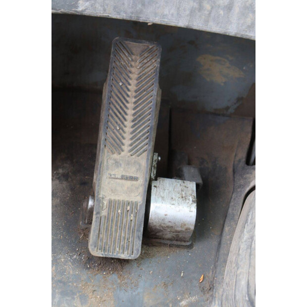 Liebherr L524-47784006