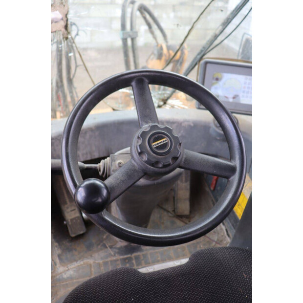 Liebherr L524-47784007