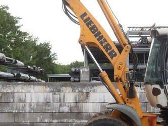 liebherr-l524-1462212-47784016