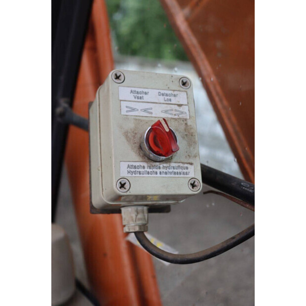 2009 هيتاشى Zaxis ZX160LC-3-47784057