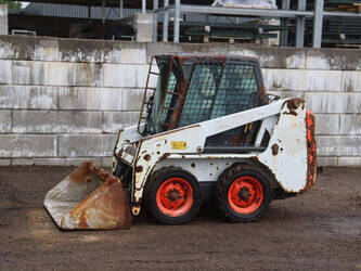 Image de CHARGEUSES SUR PNEUS 2023 BOBCAT S100 À vendre à Belgique