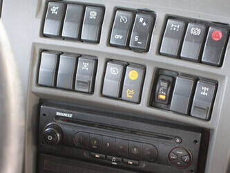 2007-renault-430-1462233-47784692