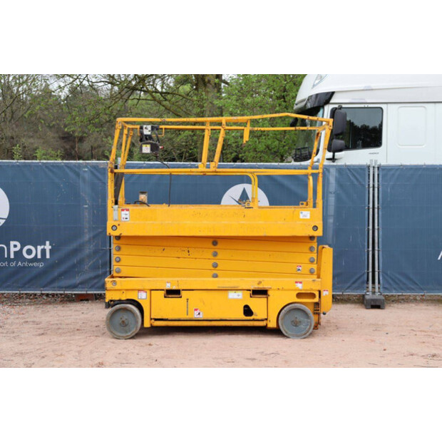 2014 Haulotte COMPACT12-47785416