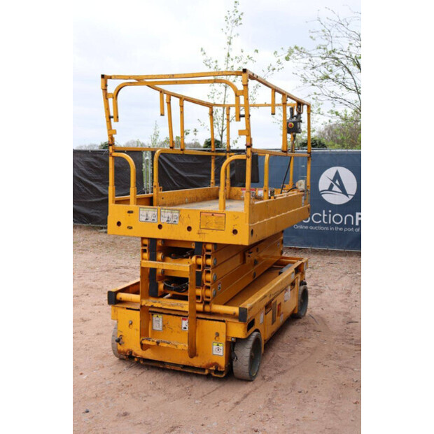 2014 Haulotte COMPACT12-47785420