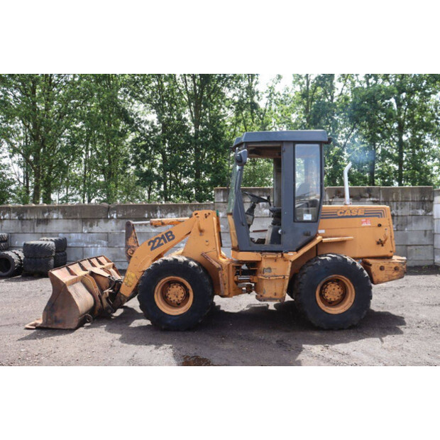 1995 CASE 221B-47786313