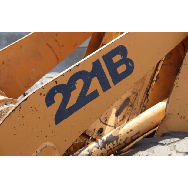 1995 CASE 221B-47786323
