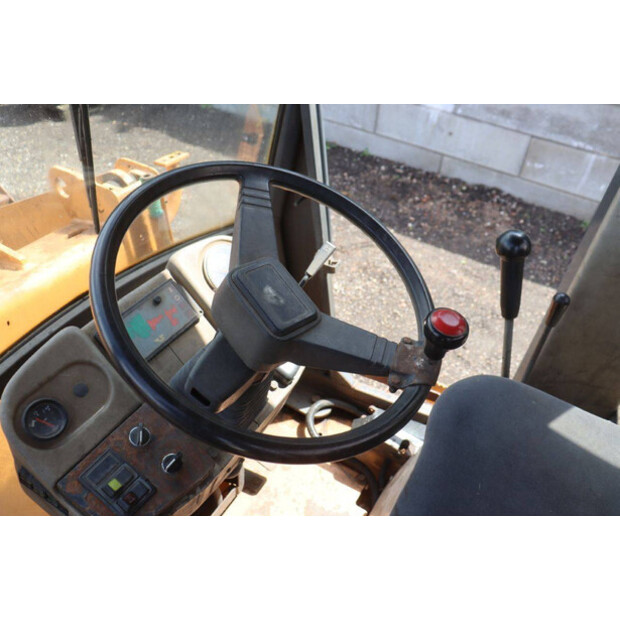 1995 CASE 221B-47786334