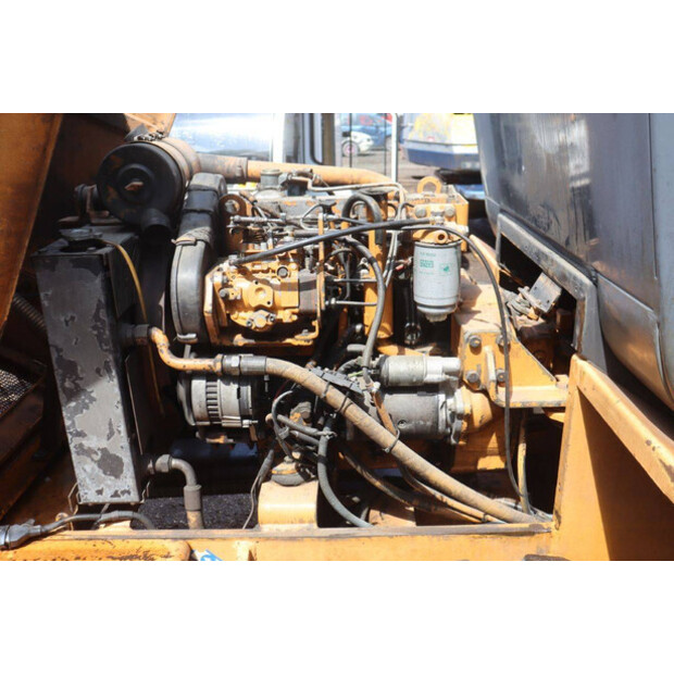 1995 CASE 221B-47786344