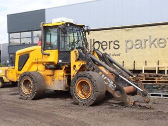 2018-jcb-437-1462298-47786500