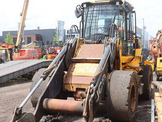 2018-jcb-437-1462298-47786503