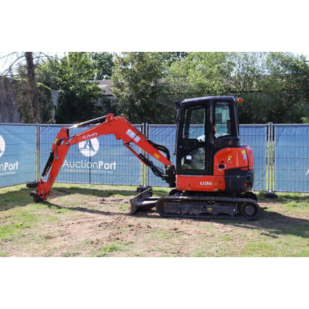 2021 KUBOTA U36-4-47786779