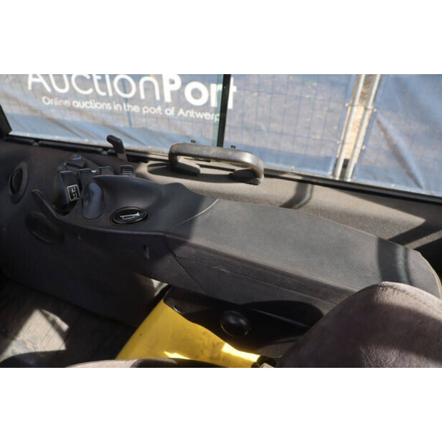 2010 Hyster H5.5FT-47786881