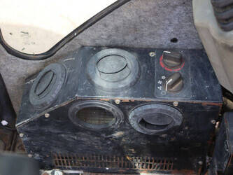 2012-bobcat-e16-1462315-47787029