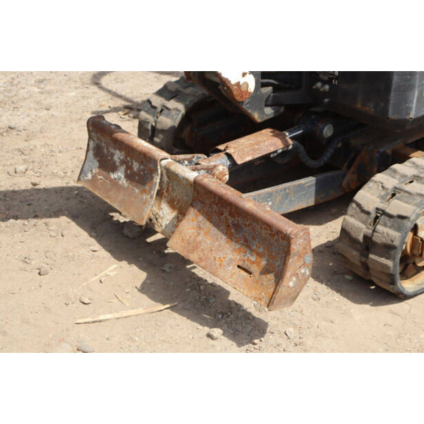 2020 BOBCAT E10Z-47787177