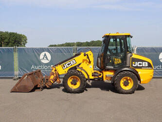 2011-jcb-tm220-1462321-47787204