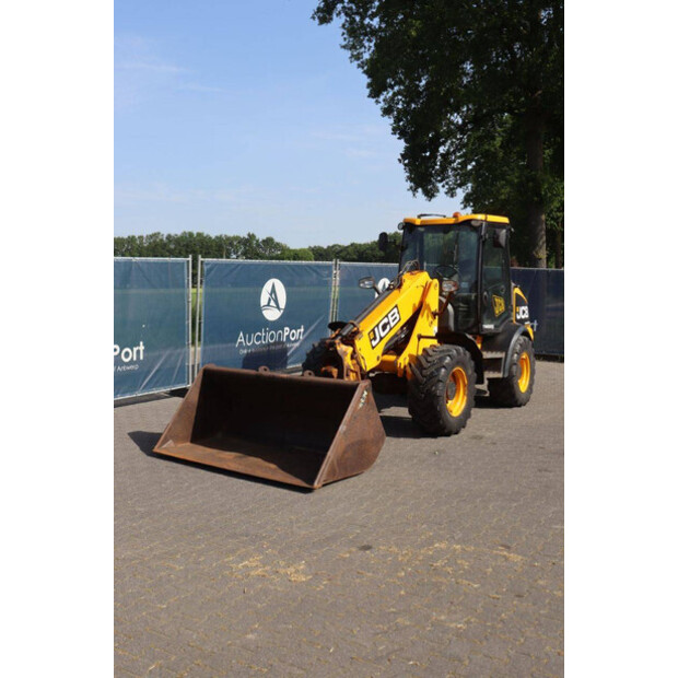 2011 JCB TM220-47787211