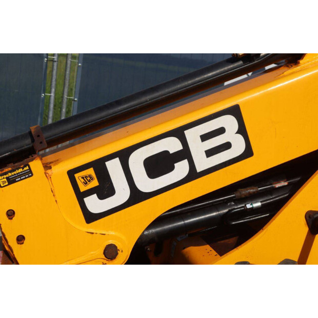 2011 JCB TM220-47787214