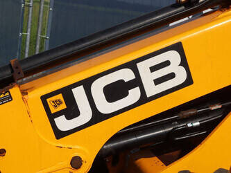 2011-jcb-tm220-1462321-47787214