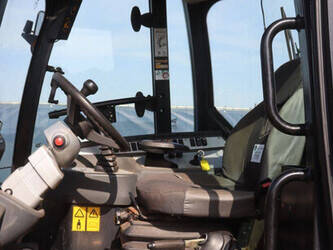 2011-jcb-tm220-1462321-47787229