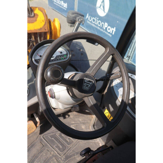 2011 JCB TM220-47787233