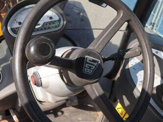 2011-jcb-tm220-1462321-47787233