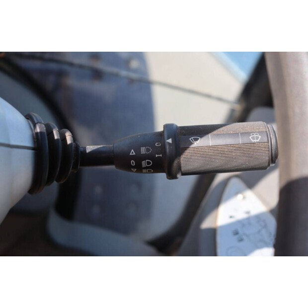2011 JCB TM220-47787236