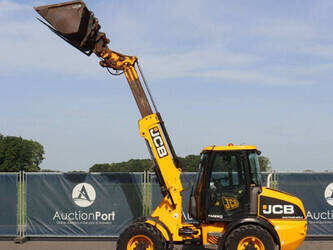 2011-jcb-tm220-1462321-47787242
