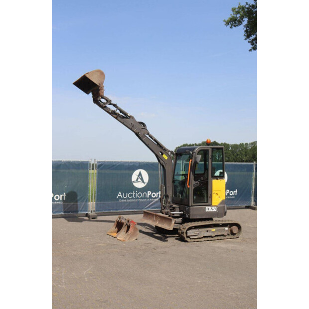 2023 Volvo ECR25D-47787491