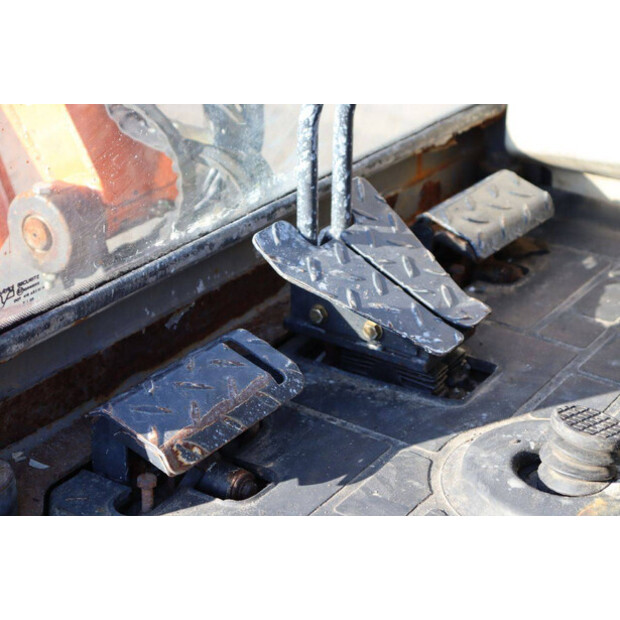 2009 Hitachi ZX18 CLR-47787798