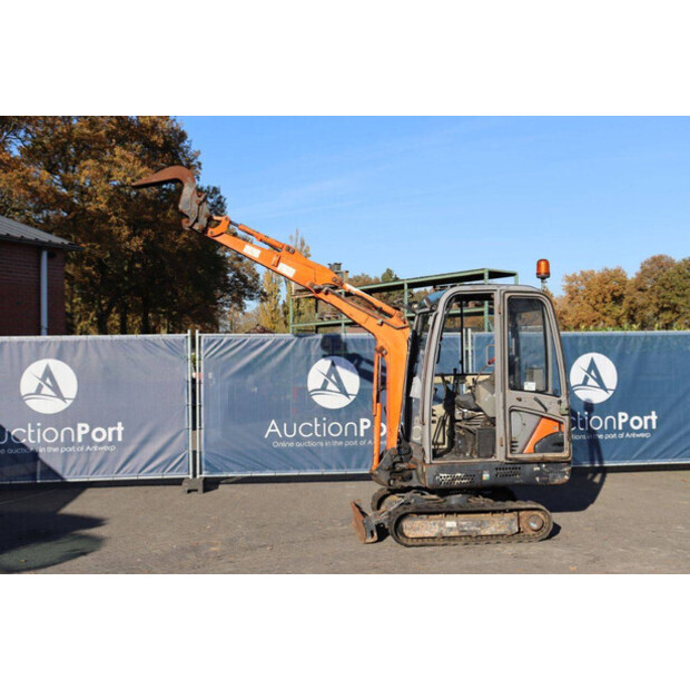 2009 Hitachi ZX18 CLR-47787811