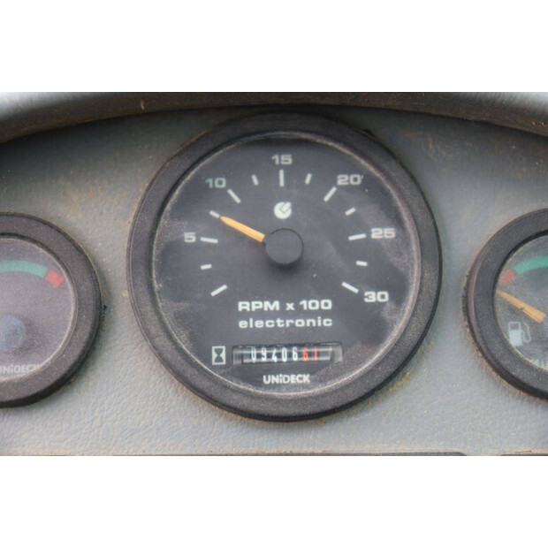 2000 New Holland LM410-47787850