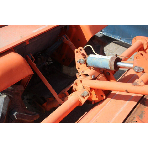 KUBOTA ZB1600-47788162