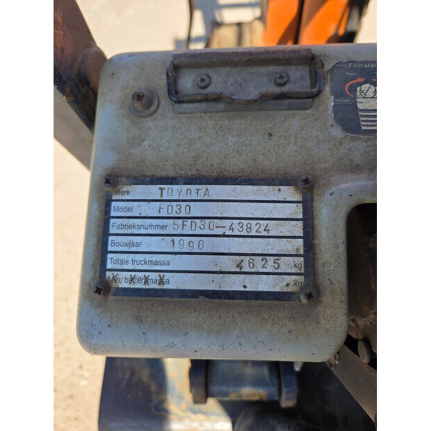 1990 Toyota FD30-47788530