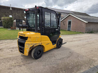 2019-hyundai-25d-9-47788535